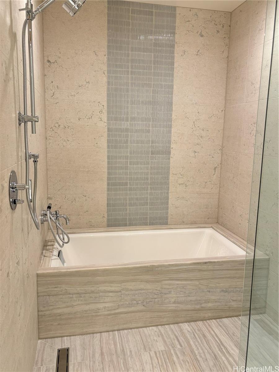 1100 Ala Moana Blvd Honolulu - Rental - photo 8 of 25