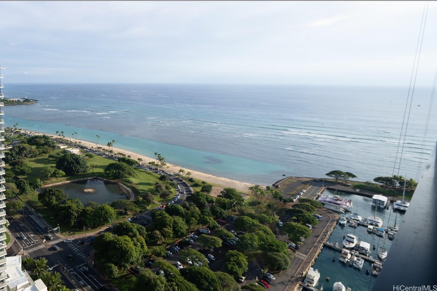 Victoria Place condo # 3610, Honolulu, Hawaii - photo 5 of 24