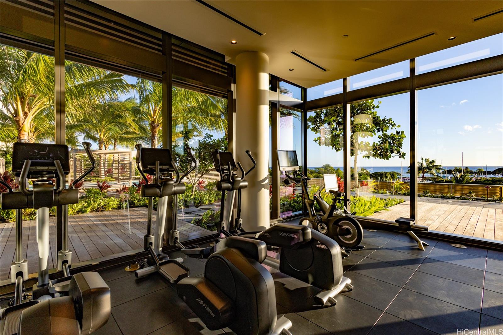 1100 Ala Moana Blvd Honolulu - Rental - photo 12 of 15