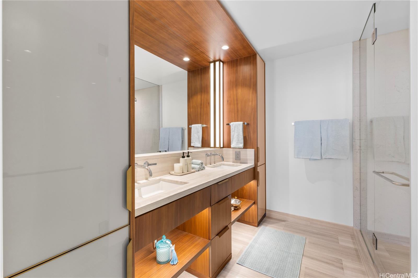 1100 Ala Moana Blvd Honolulu - Rental - photo 11 of 24