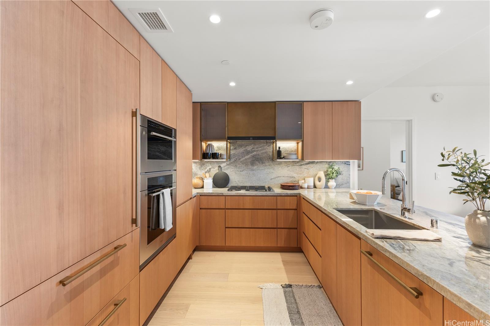 1100 Ala Moana Blvd Honolulu - Rental - photo 6 of 24