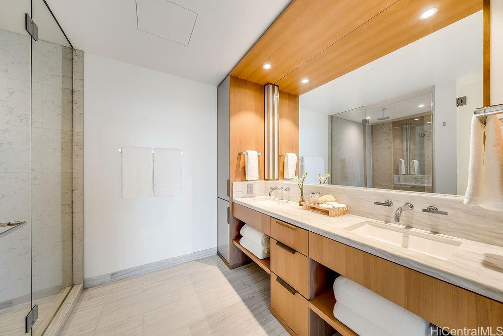 Victoria Place condo # 700, Honolulu, Hawaii - photo 12 of 25