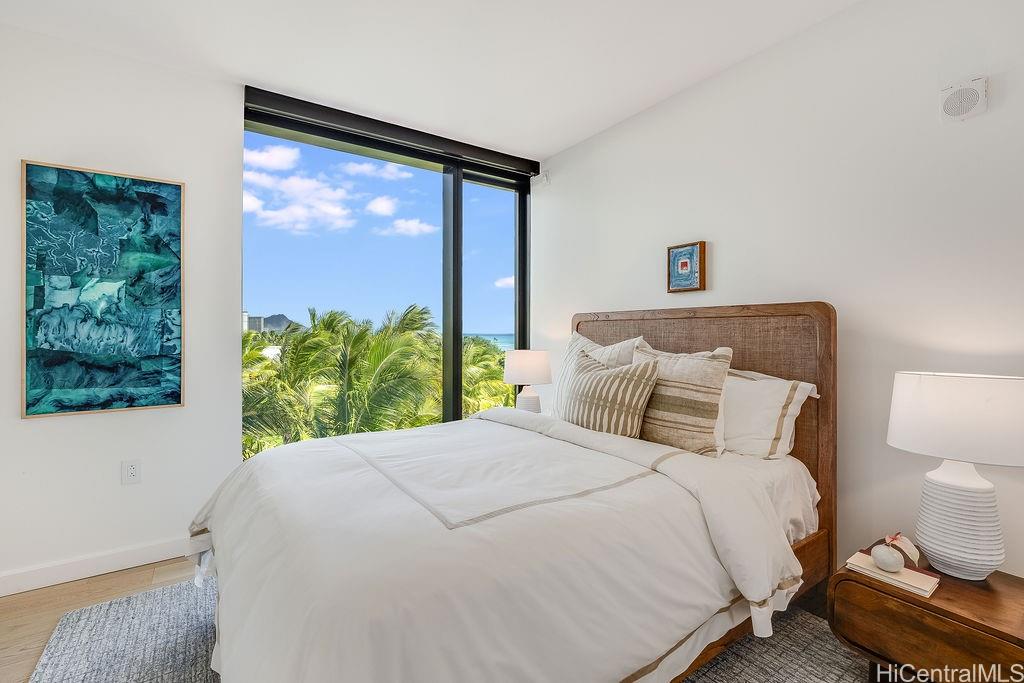 Victoria Place condo # 700, Honolulu, Hawaii - photo 14 of 25