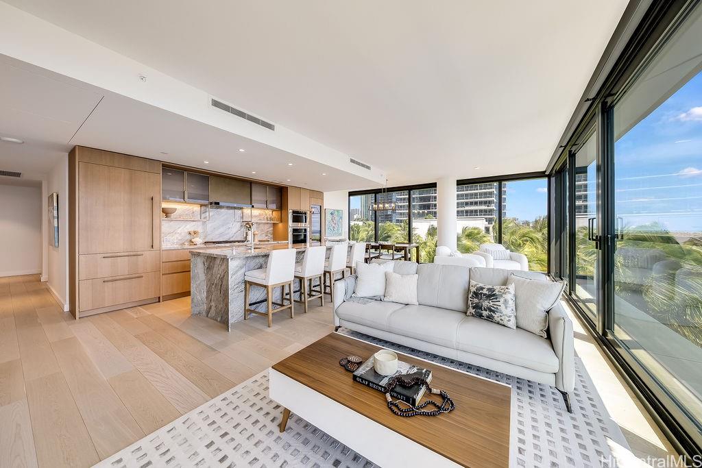 Victoria Place condo # 700, Honolulu, Hawaii - photo 4 of 25