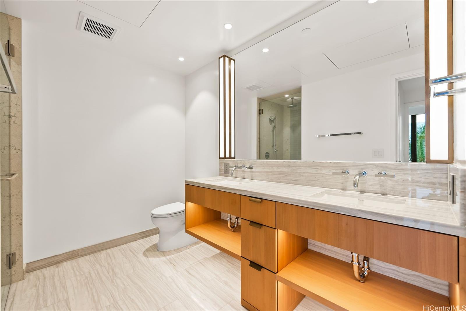 Victoria Place condo # 705, Honolulu, Hawaii - photo 10 of 25