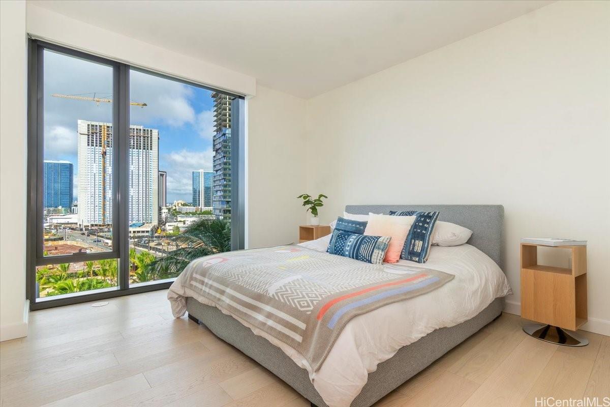 Victoria Place condo # 803, Honolulu, Hawaii - photo 10 of 25