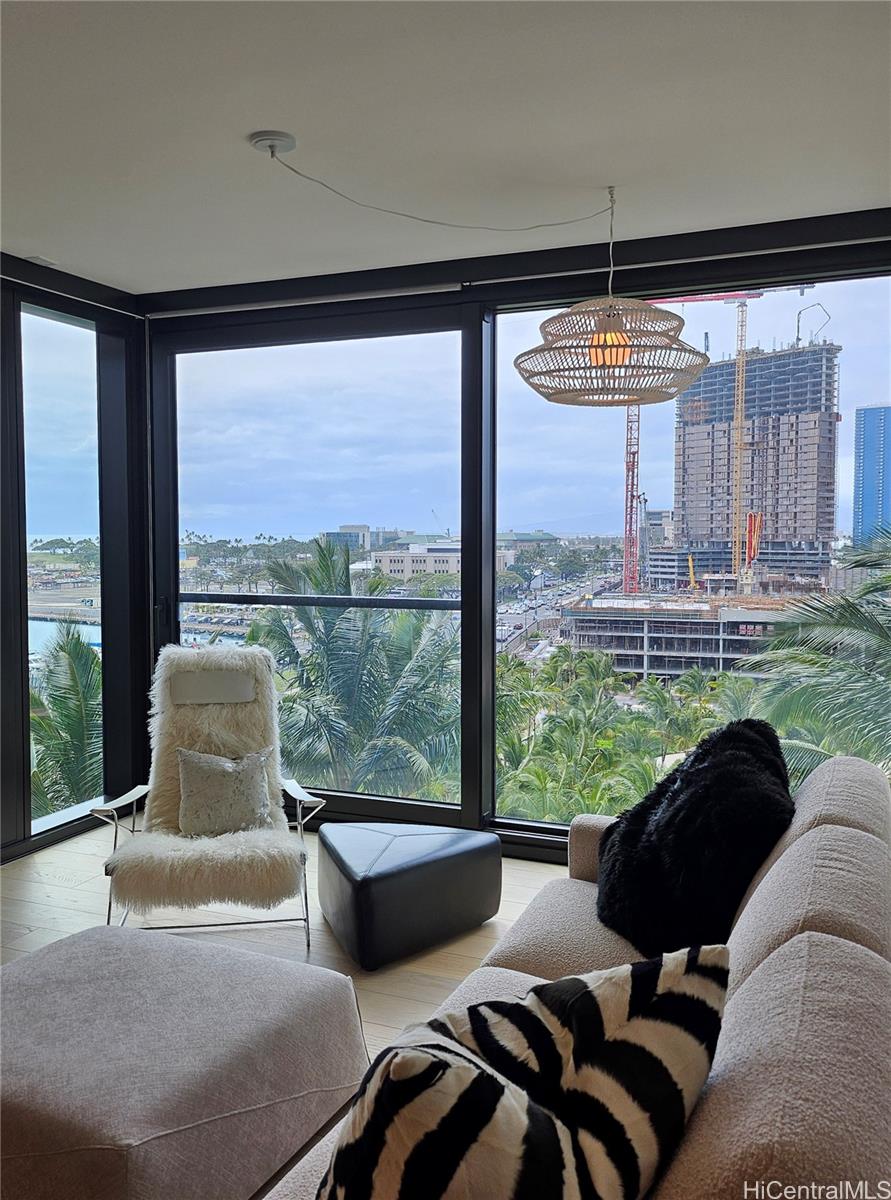 Victoria Place condo # 805, Honolulu, Hawaii - photo 3 of 14