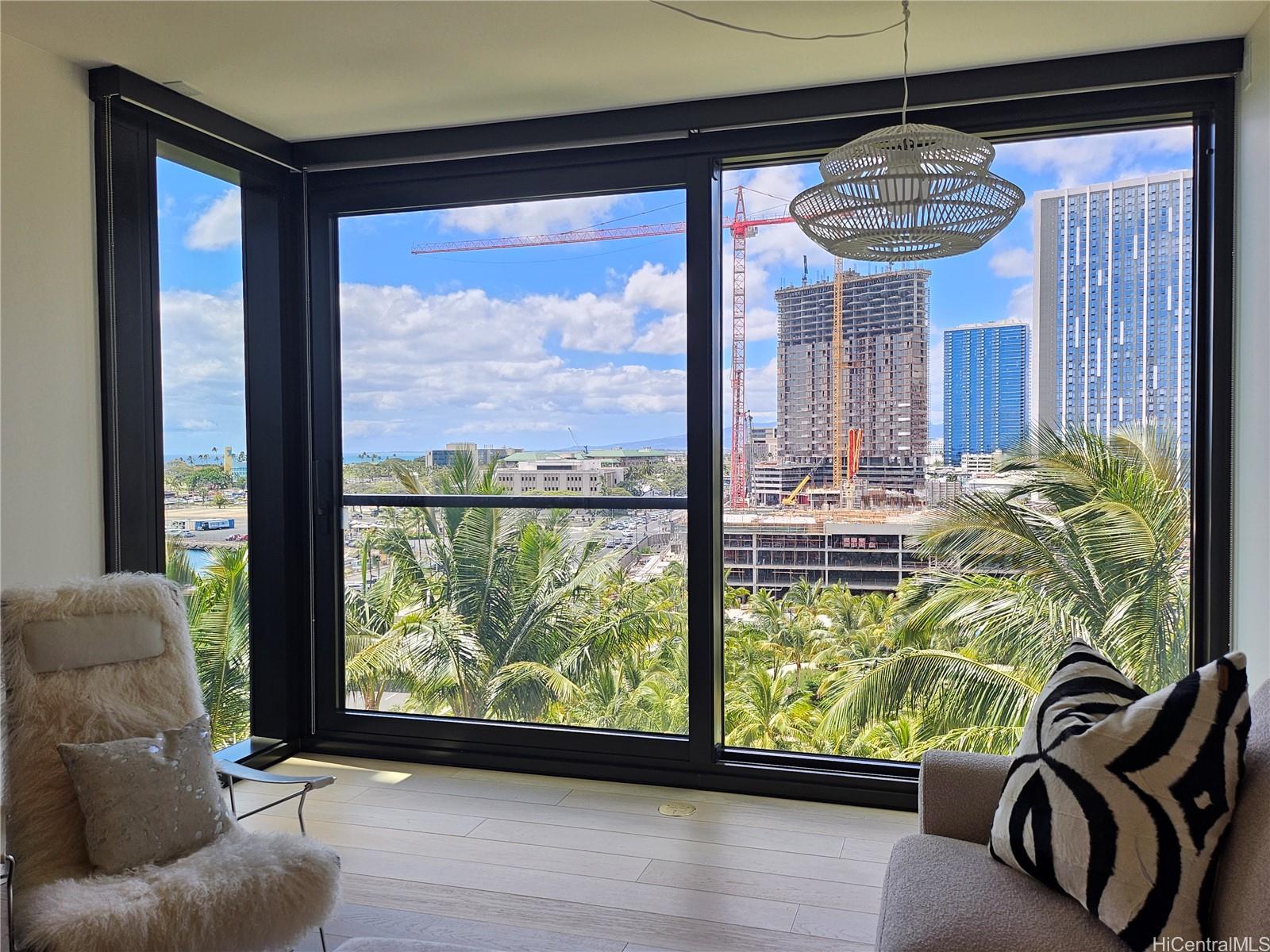 Victoria Place condo # 805, Honolulu, Hawaii - photo 4 of 14