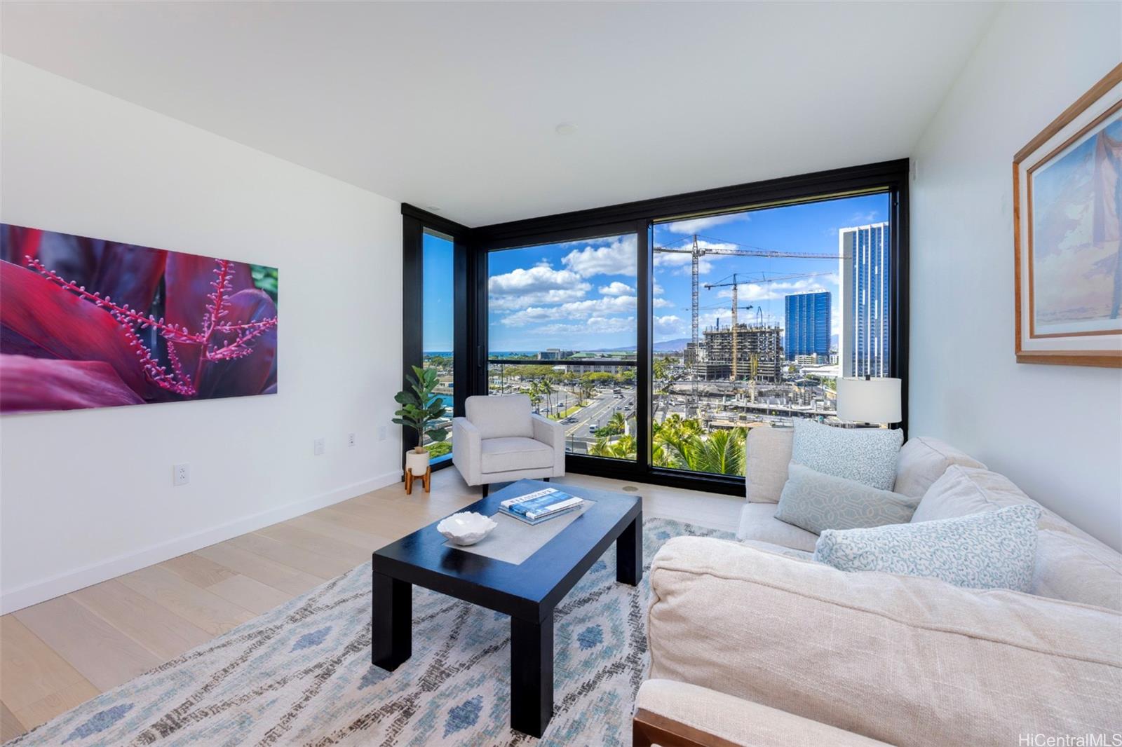 Victoria Place condo # 903, Honolulu, Hawaii - photo 2 of 25