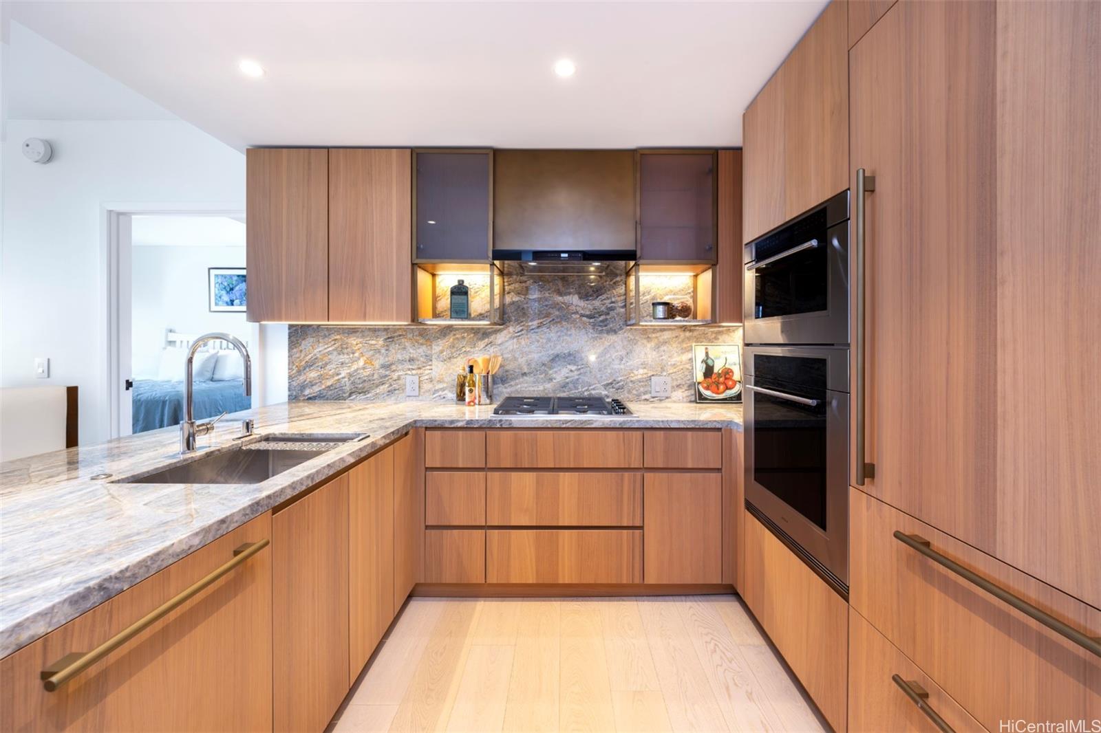 Victoria Place condo # 903, Honolulu, Hawaii - photo 8 of 25