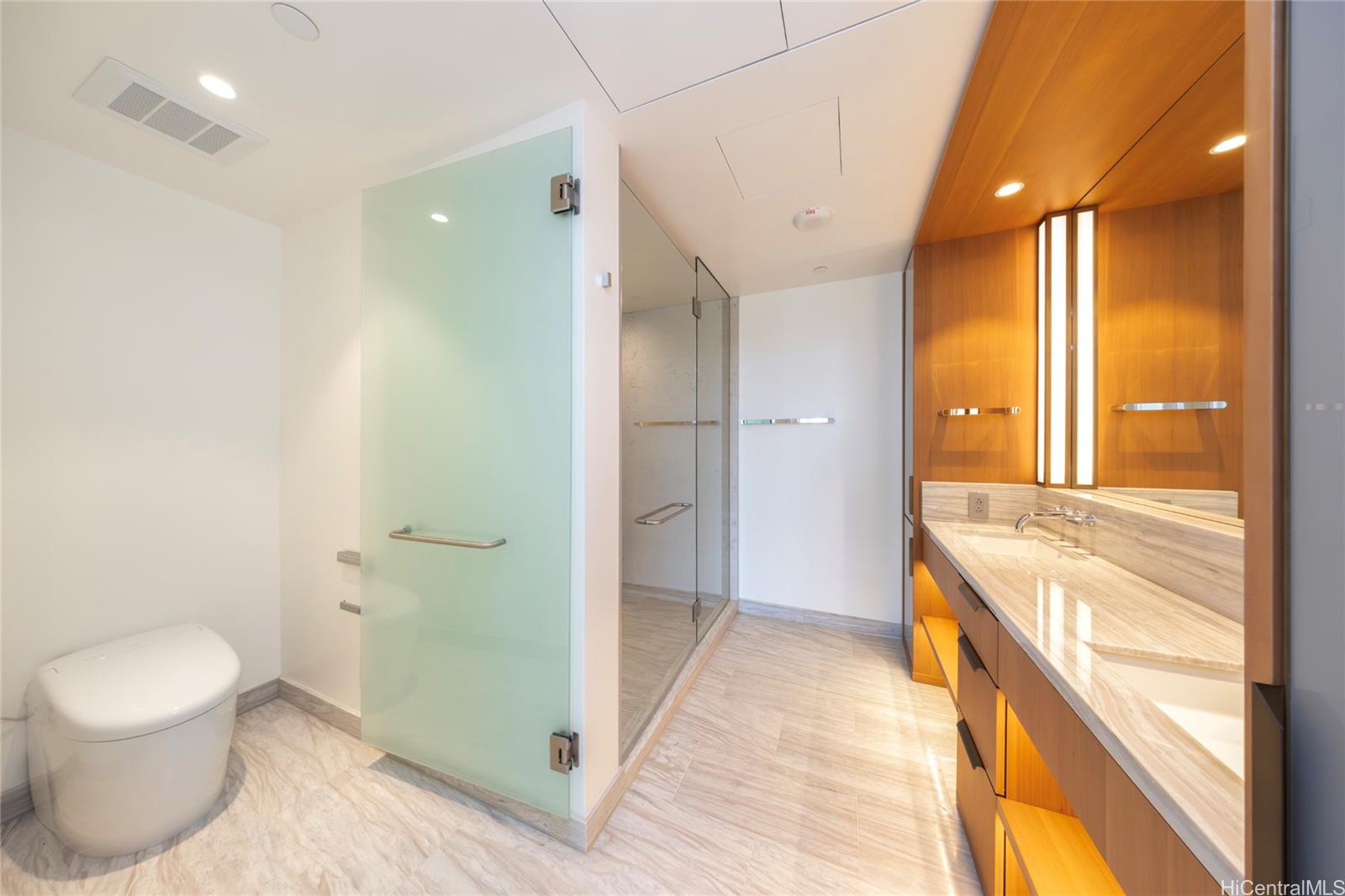 1100 Ala Moana Blvd Honolulu - Rental - photo 13 of 21