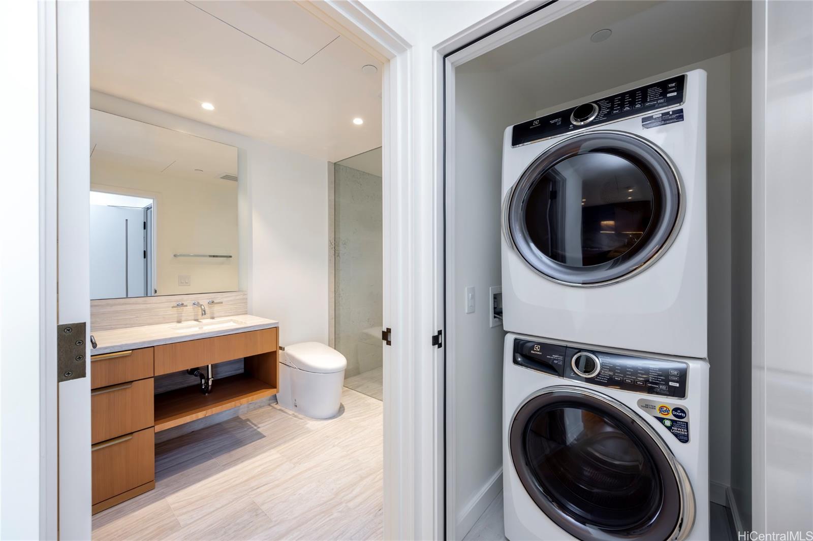 1100 Ala Moana Blvd Honolulu - Rental - photo 21 of 21