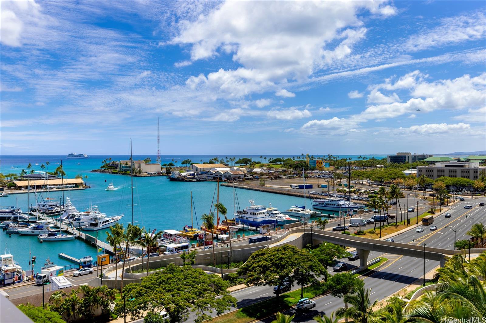 1100 Ala Moana Blvd Honolulu - Rental - photo 4 of 21