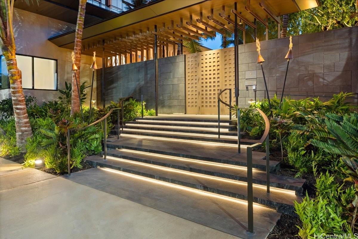 Victoria Place condo # GPH 4006, Honolulu, Hawaii - photo 2 of 21