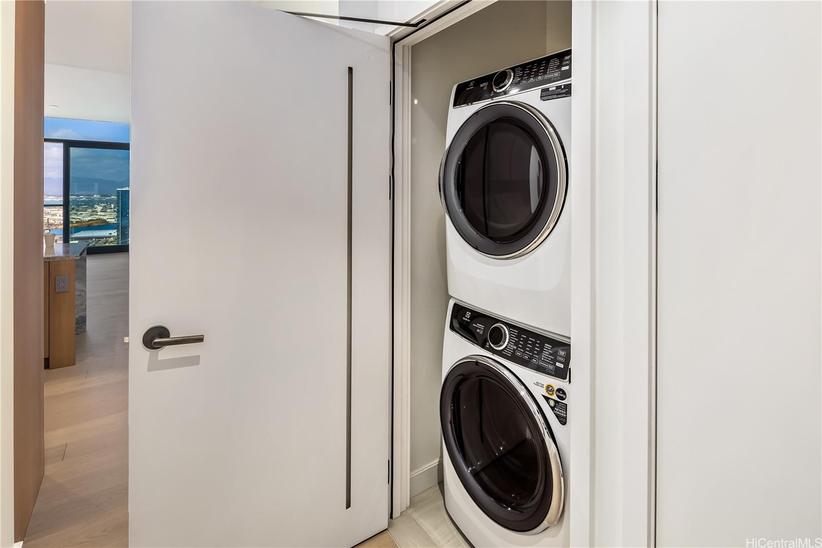 Victoria Place condo # GPH 4007, Honolulu, Hawaii - photo 19 of 25