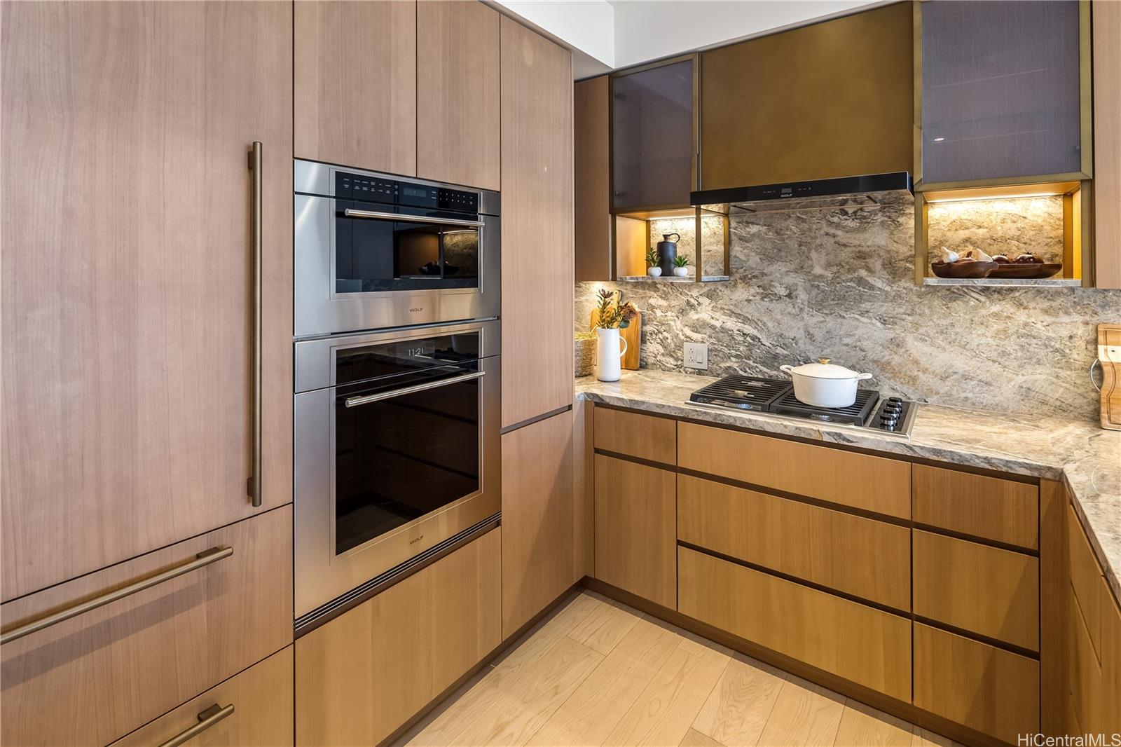 Victoria Place condo # GPH 4007, Honolulu, Hawaii - photo 7 of 25