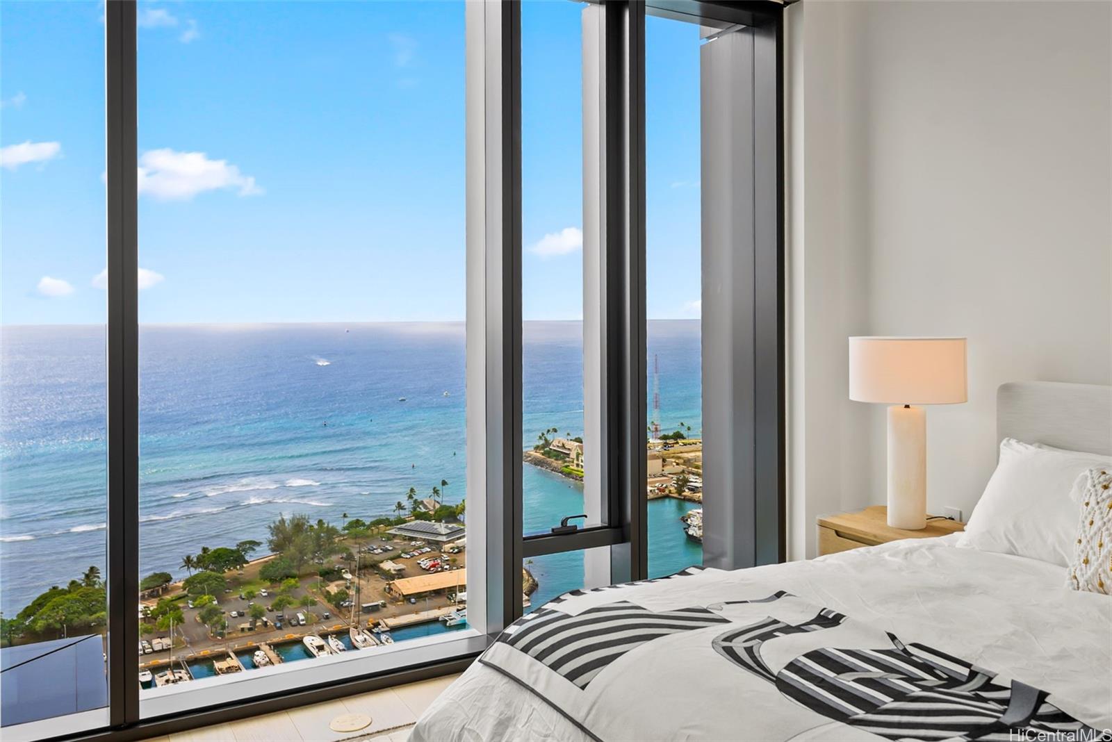 Victoria Place condo # PH 3900, Honolulu, Hawaii - photo 13 of 25