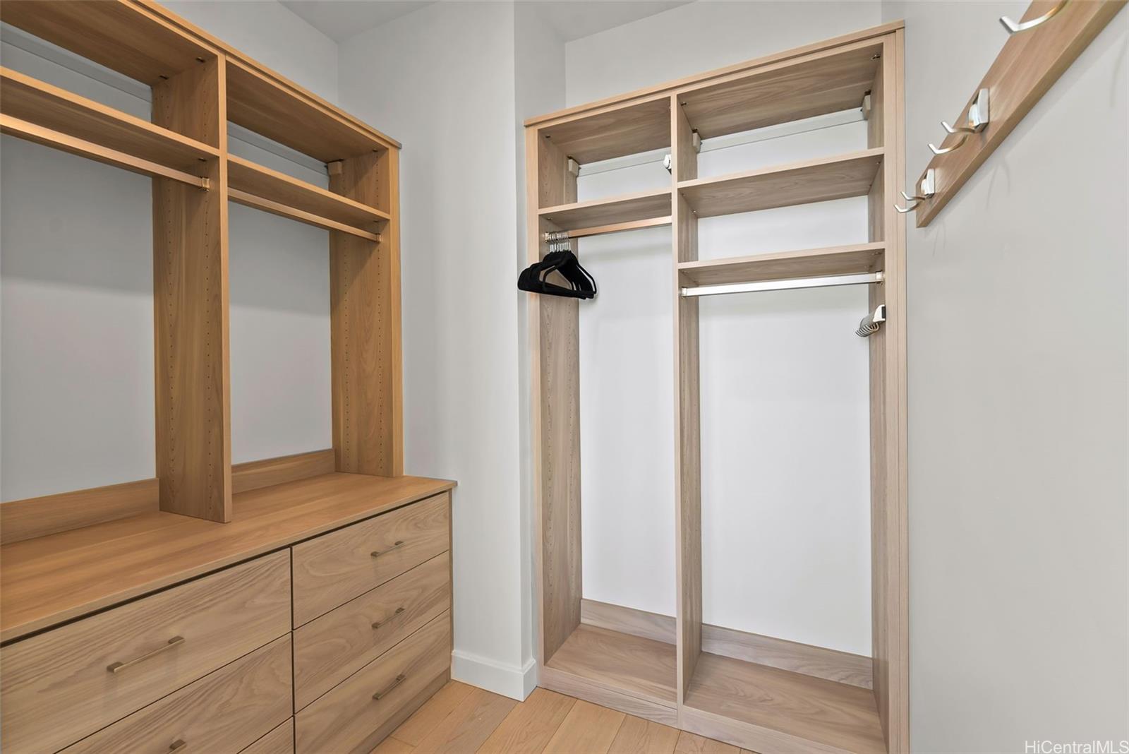 Victoria Place condo # PH 3900, Honolulu, Hawaii - photo 14 of 25