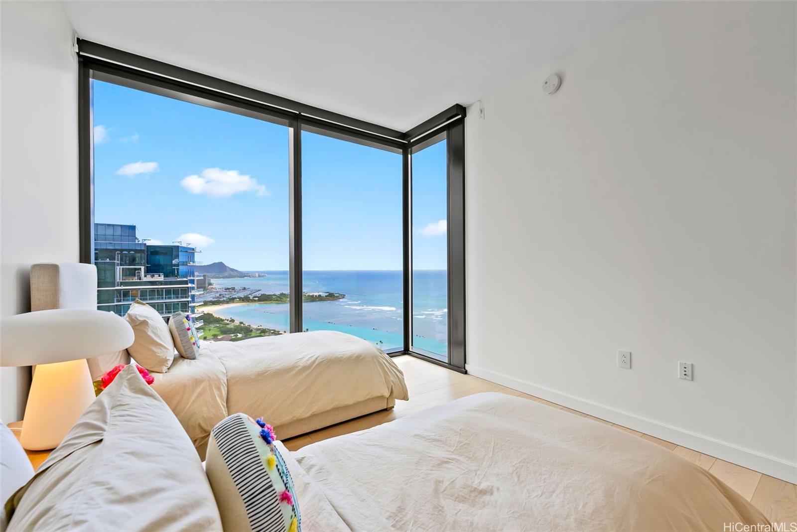 Victoria Place condo # PH 3900, Honolulu, Hawaii - photo 20 of 25