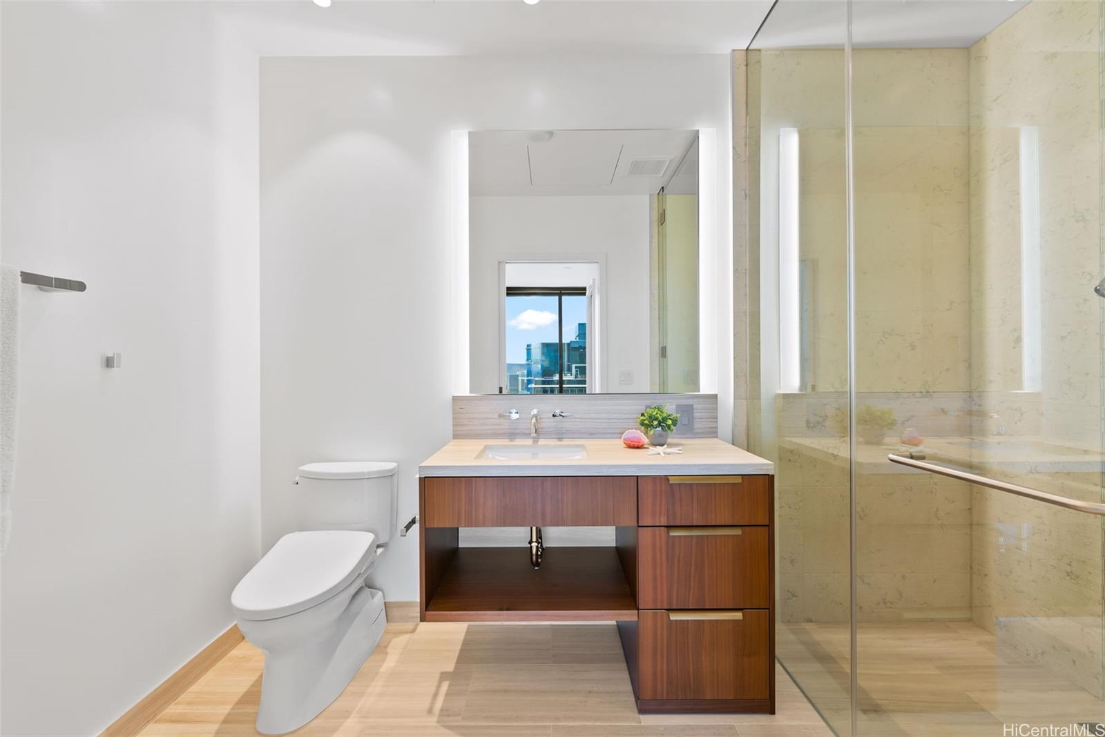 Victoria Place condo # PH 3900, Honolulu, Hawaii - photo 21 of 25