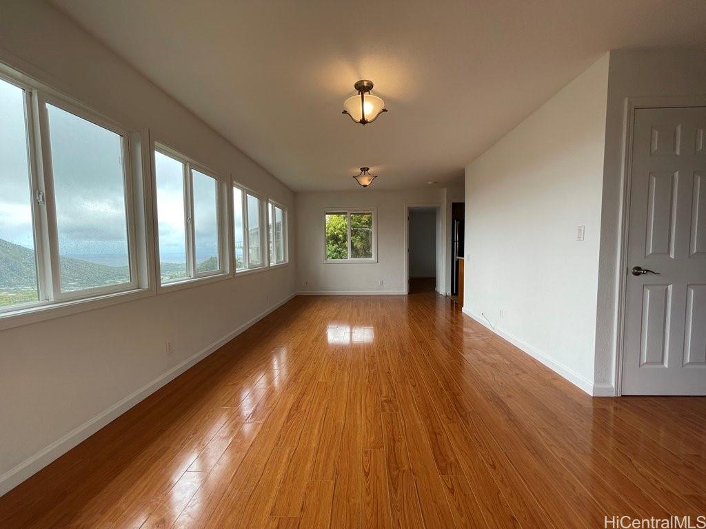 1101 Kaluanui Rd Honolulu - Rental - photo 2 of 17