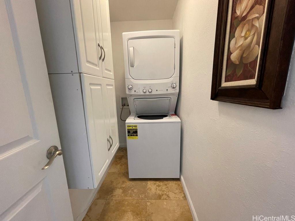 1101 Kaluanui Rd Honolulu - Rental - photo 14 of 17