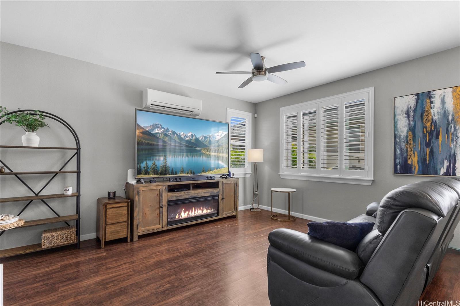 1101  Kukulu Street Kapolei-mehana-kukuna, Ewaplain home - photo 5 of 25