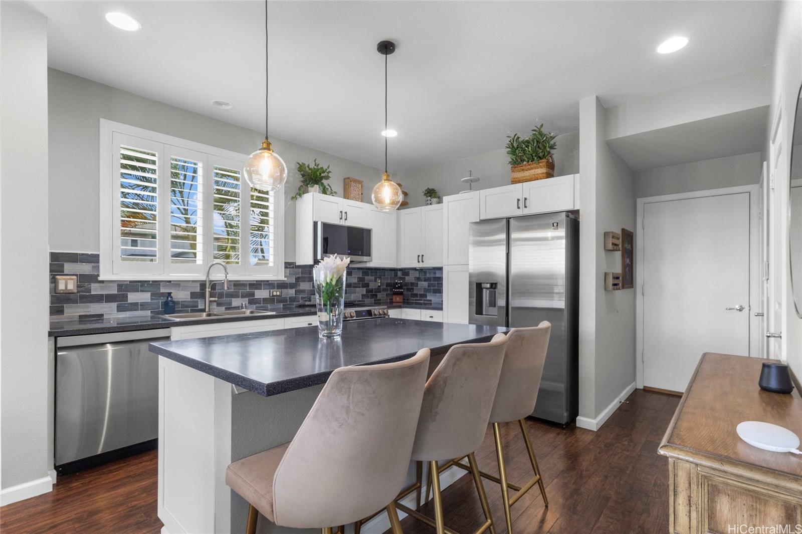 1101  Kukulu Street Kapolei-mehana-kukuna, Ewaplain home - photo 7 of 25