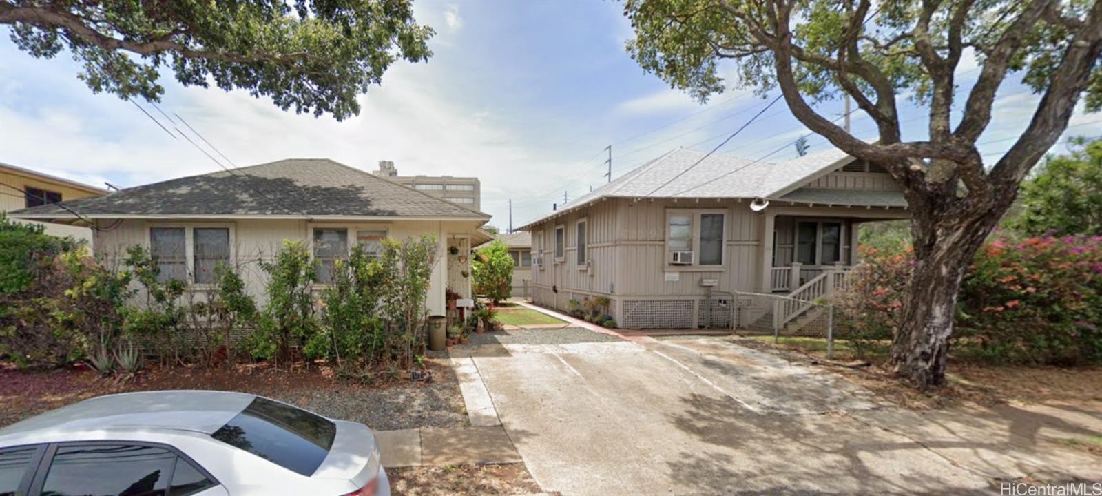 1103 10th Ave Honolulu - Multi-family - photo 3 of 5