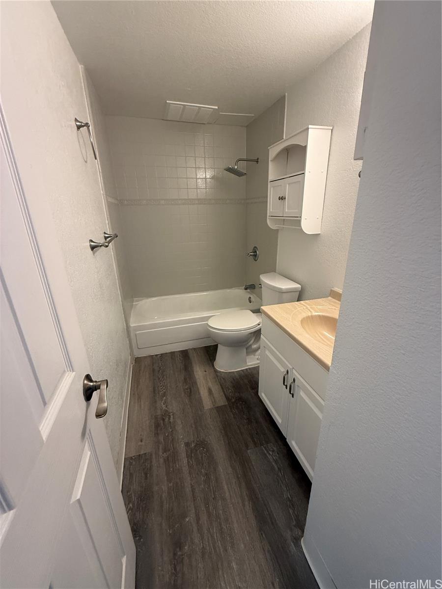 Acacia Park condo # 212, Pearl City, Hawaii - photo 11 of 18