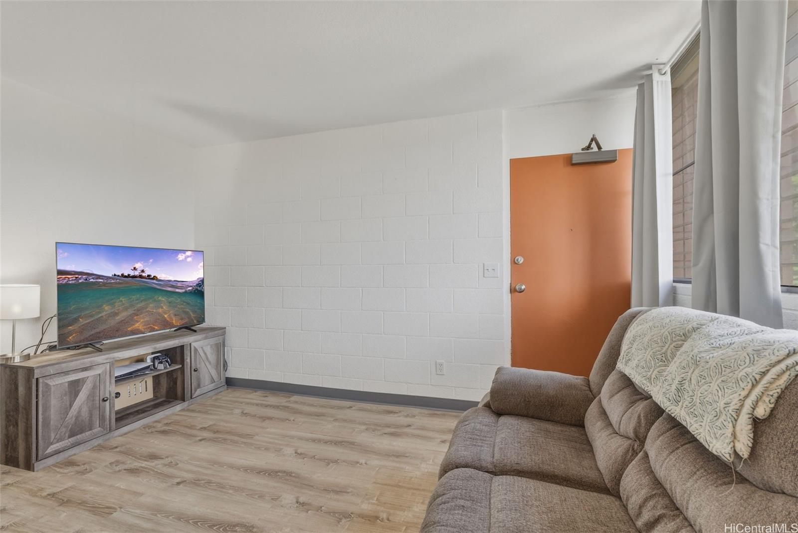 Acacia Park condo # 308, Pearl City, Hawaii - photo 3 of 24