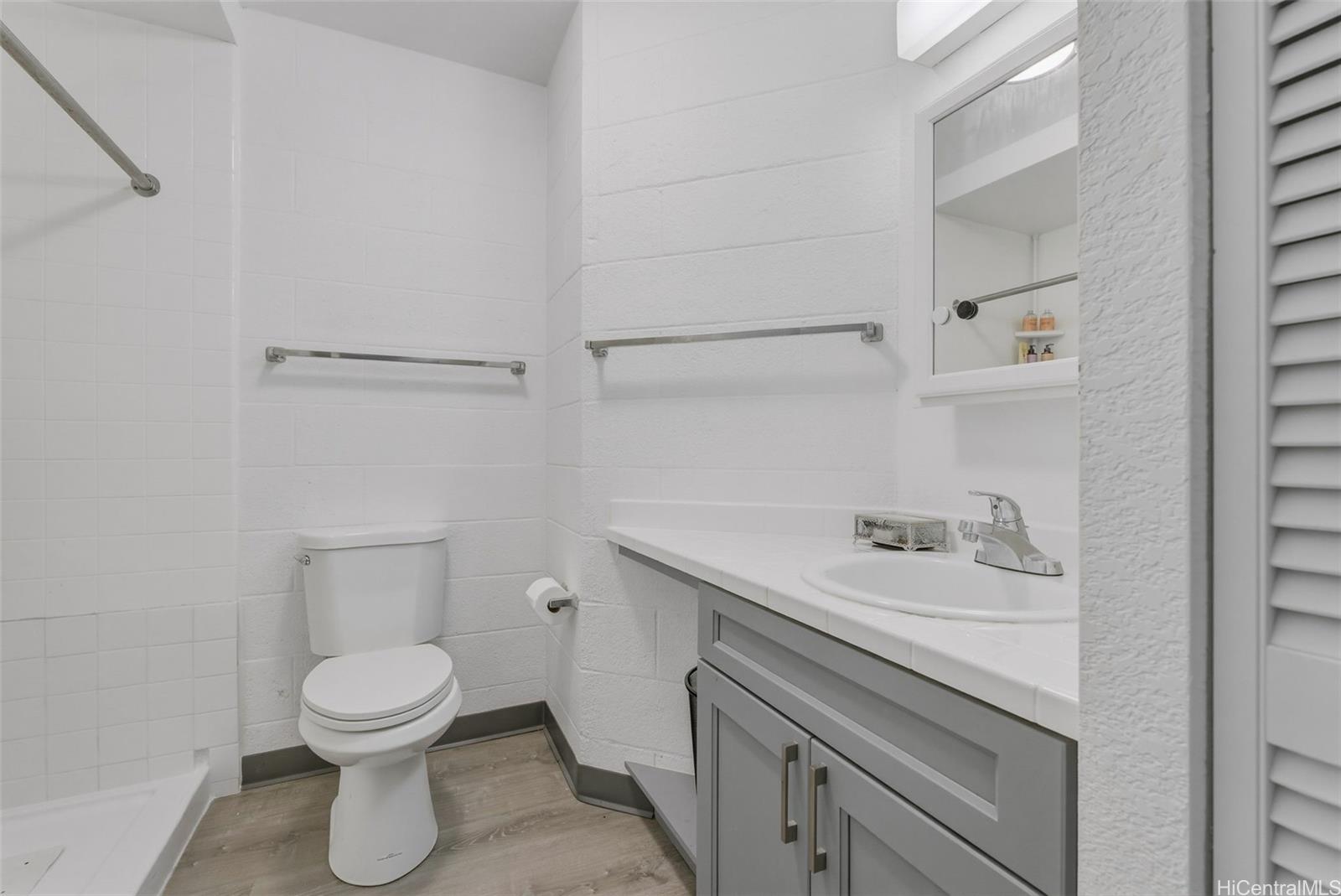 Acacia Park condo # 308, Pearl City, Hawaii - photo 10 of 24