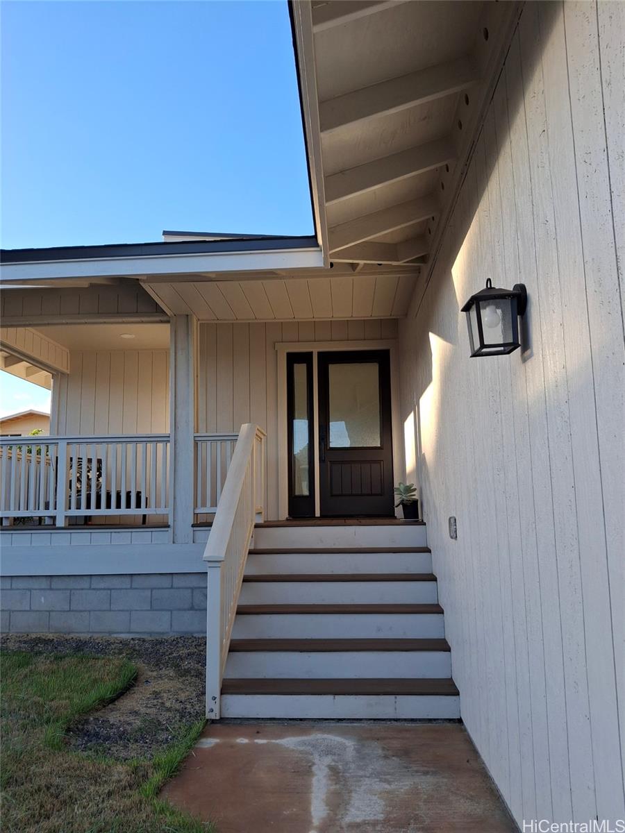 1106  Kilani Ave Wahiawa Area, Central home - photo 2 of 16