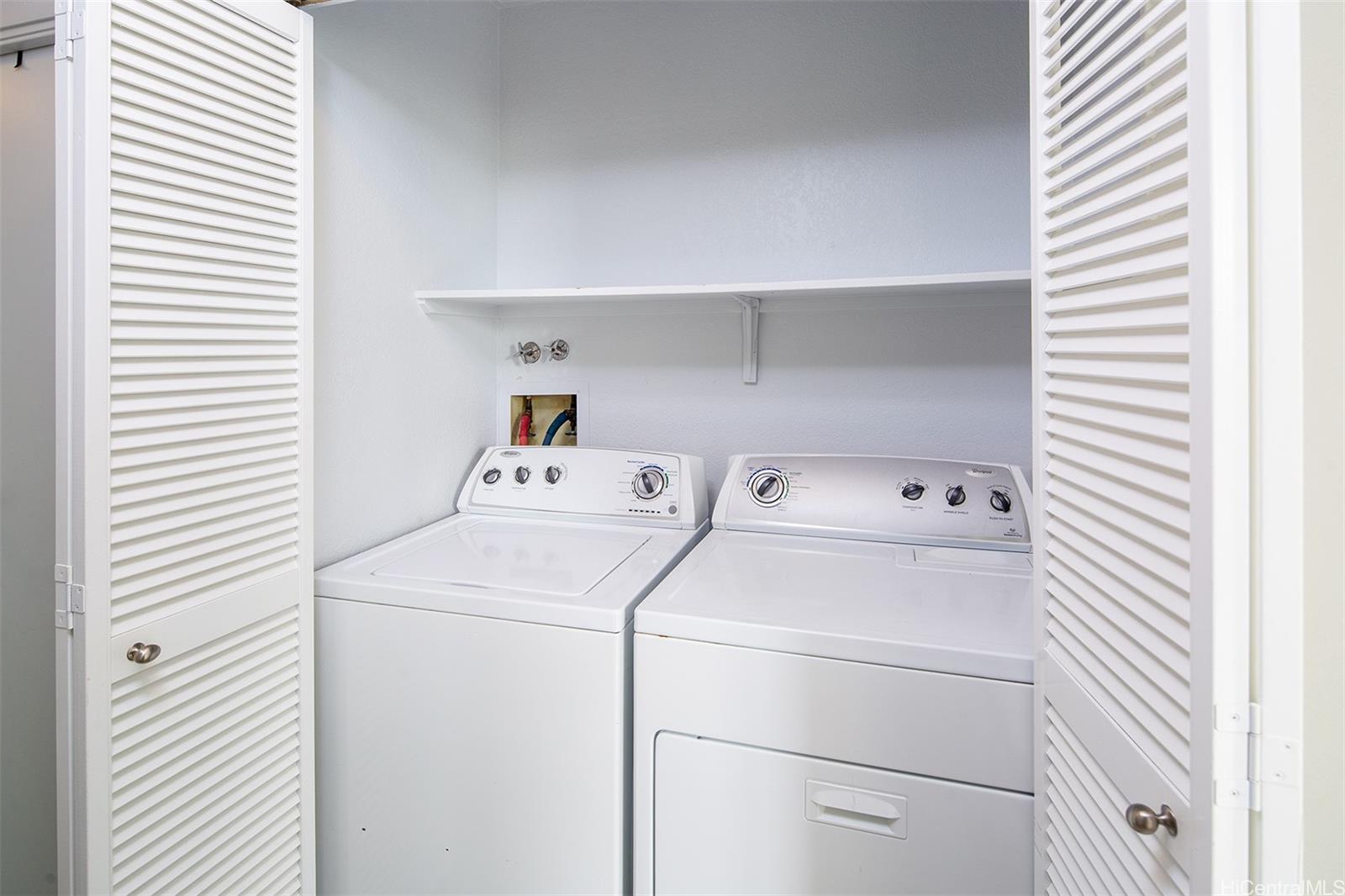 1107 Acacia Rd Pearl City - Rental - photo 12 of 16