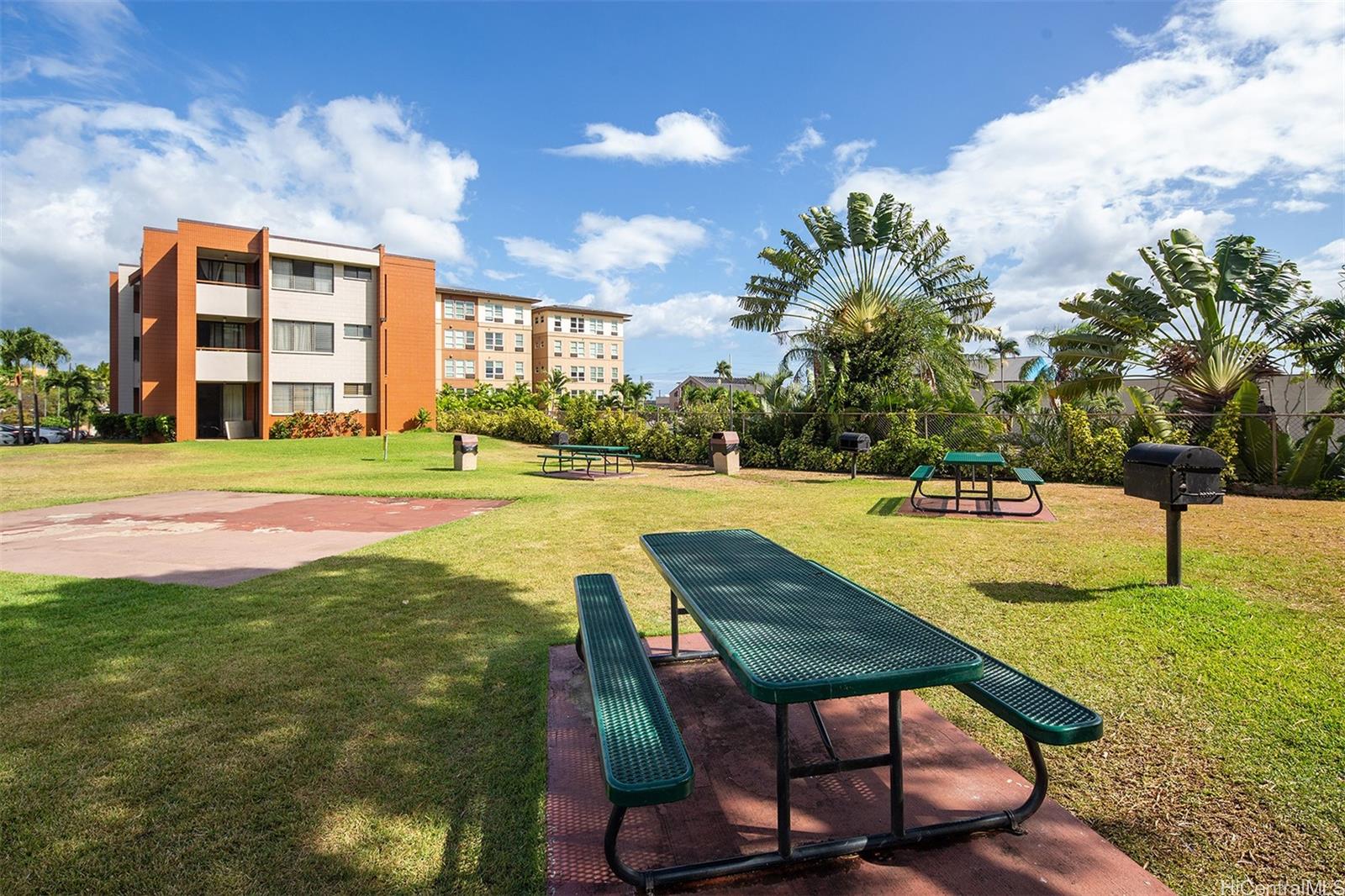 1107 Acacia Rd Pearl City - Rental - photo 14 of 16