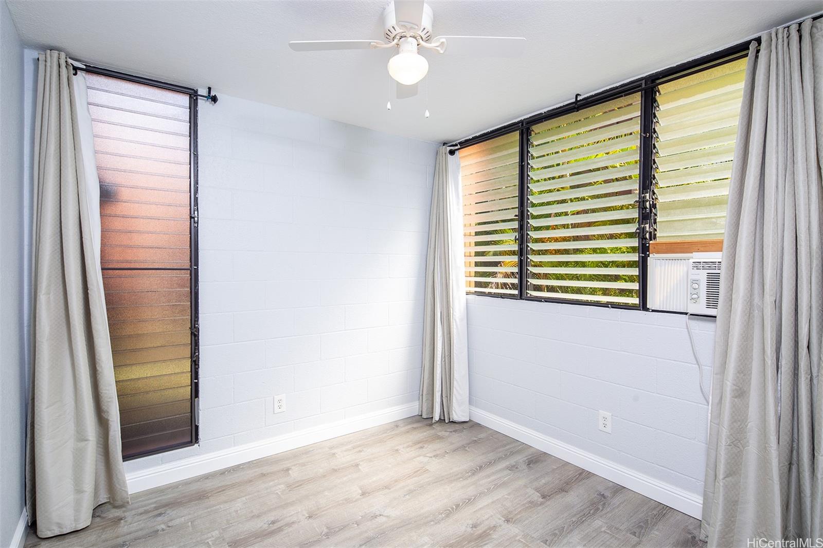 1107 Acacia Rd Pearl City - Rental - photo 6 of 16