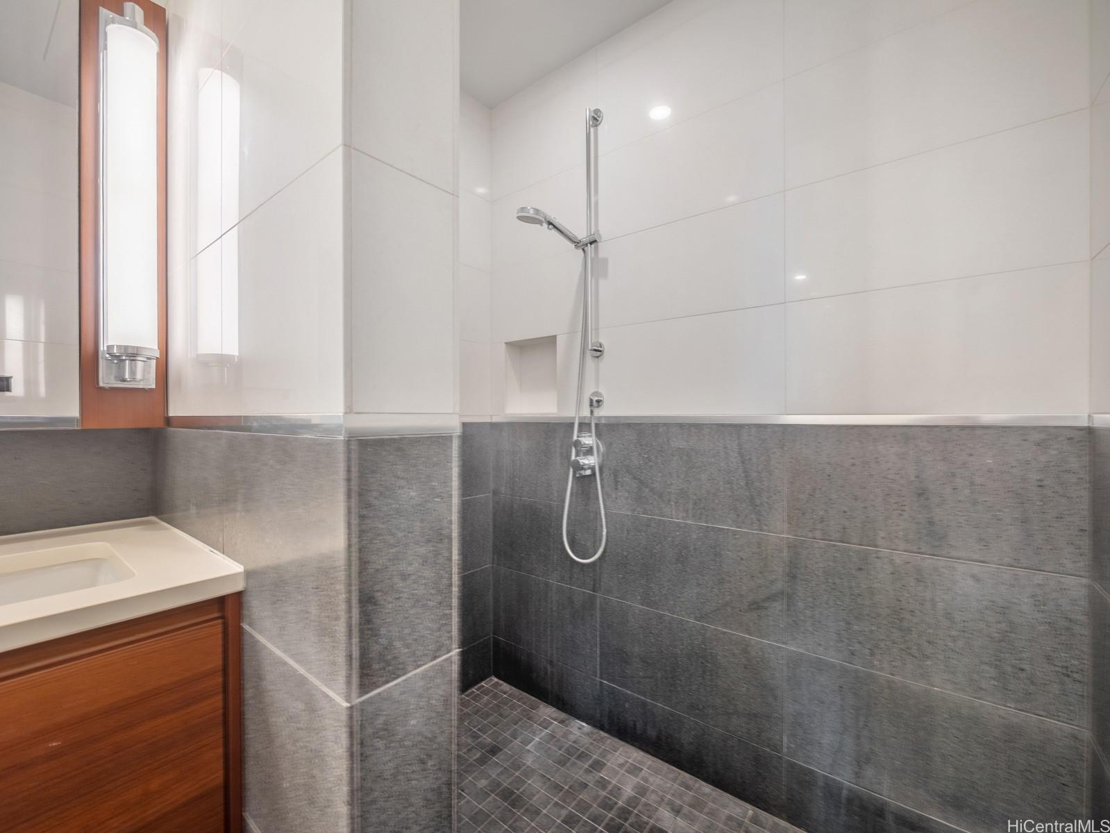 Anaha - 1108 Auahi condo # 1305, Honolulu, Hawaii - photo 16 of 25