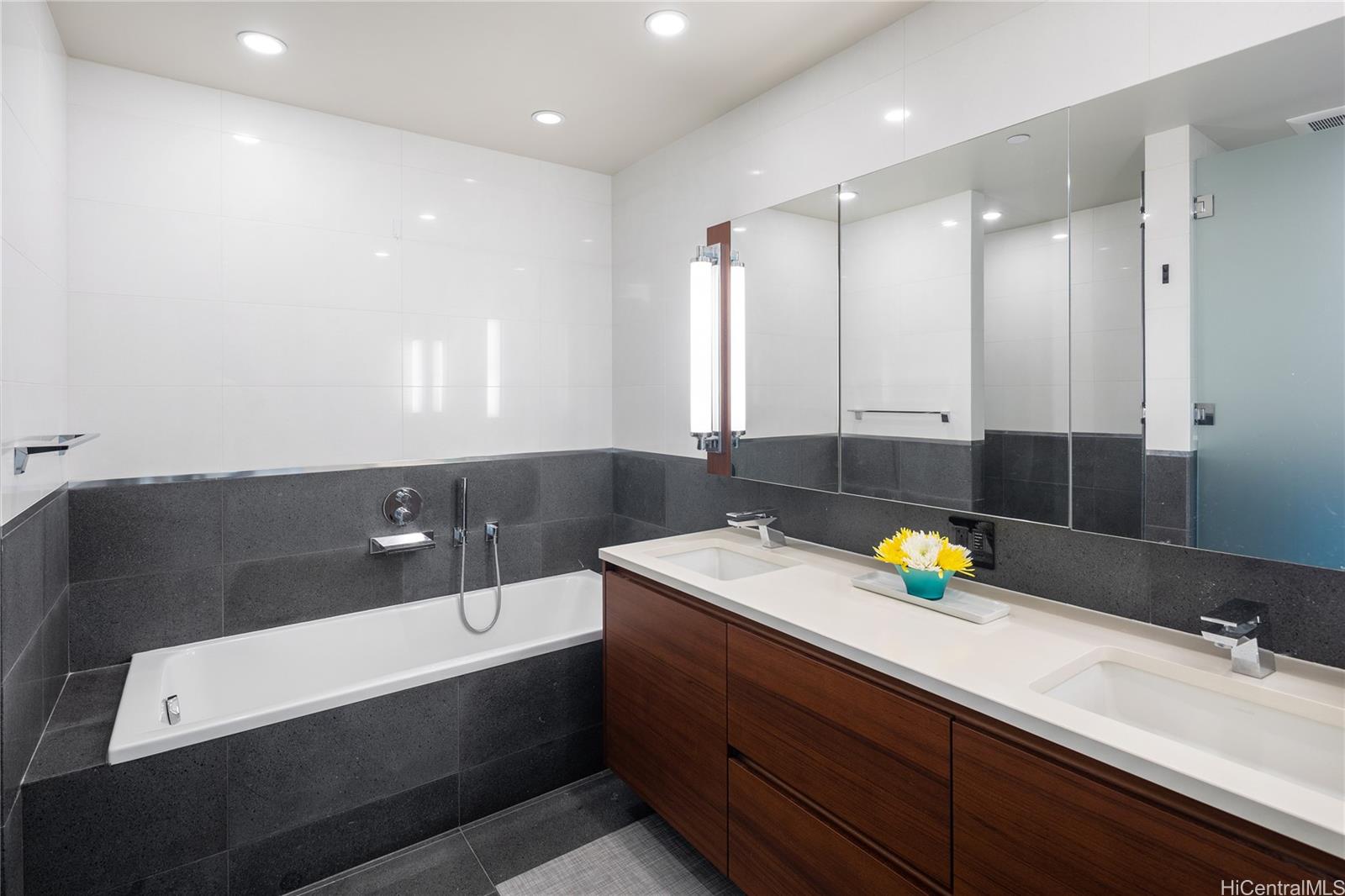 Anaha - 1108 Auahi condo # 1501, Honolulu, Hawaii - photo 8 of 25