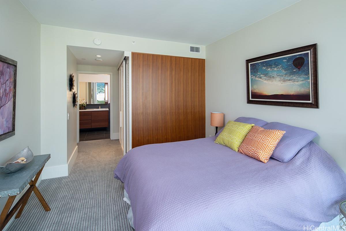 1108 Auahi Street Honolulu - Rental - photo 10 of 24