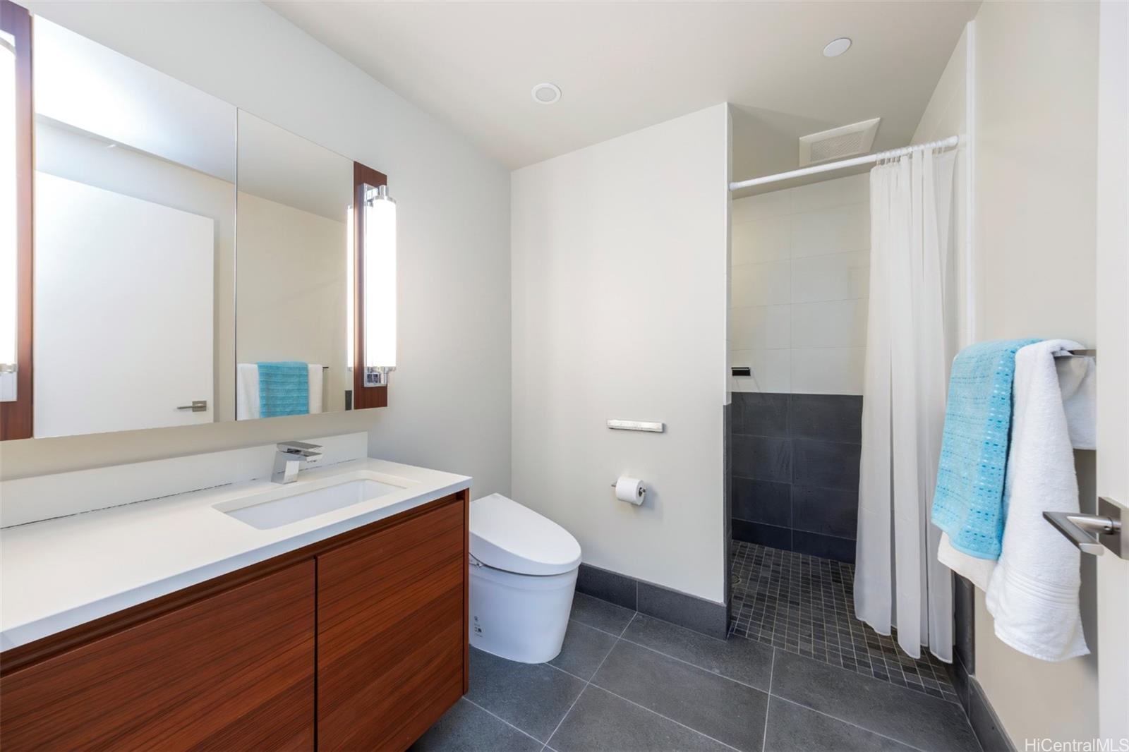 Anaha - 1108 Auahi condo # 2202, Honolulu, Hawaii - photo 20 of 25