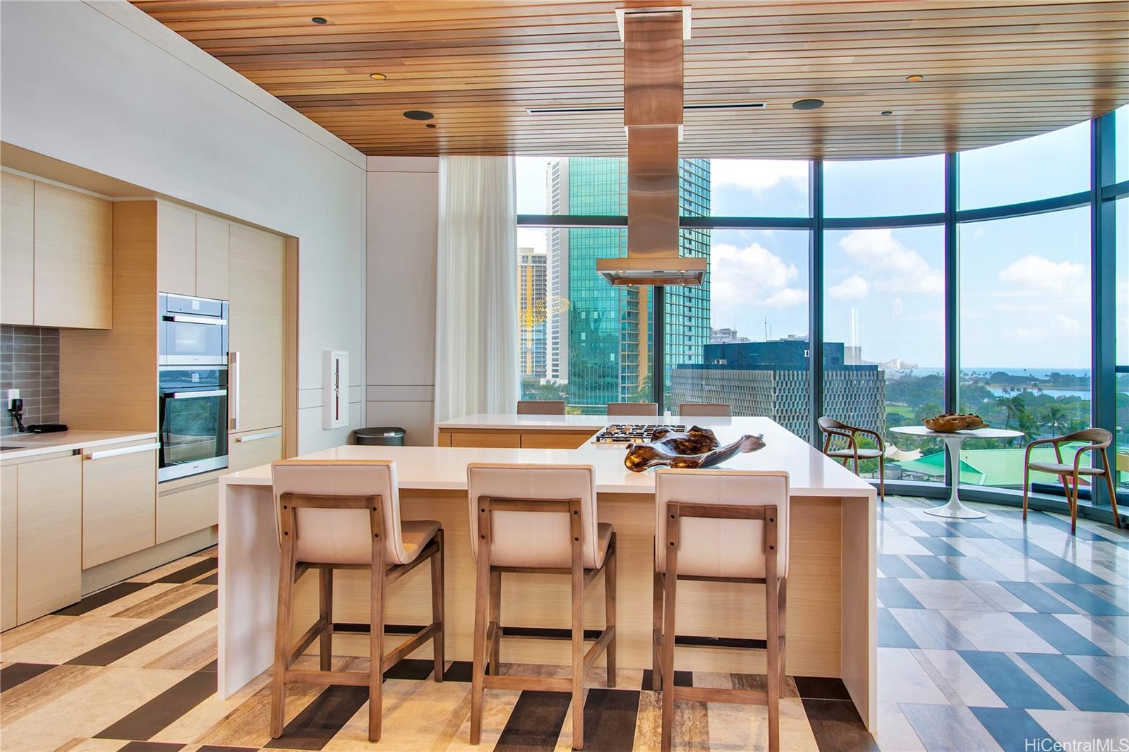 1108 Auahi St Honolulu - Rental - photo 15 of 25