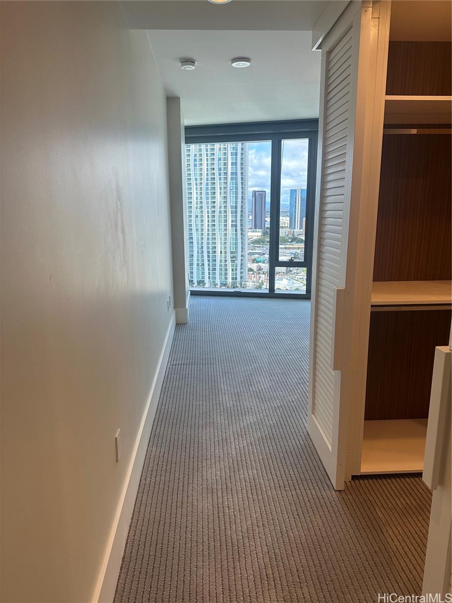 1108 Auahi St Honolulu - Rental - photo 3 of 25