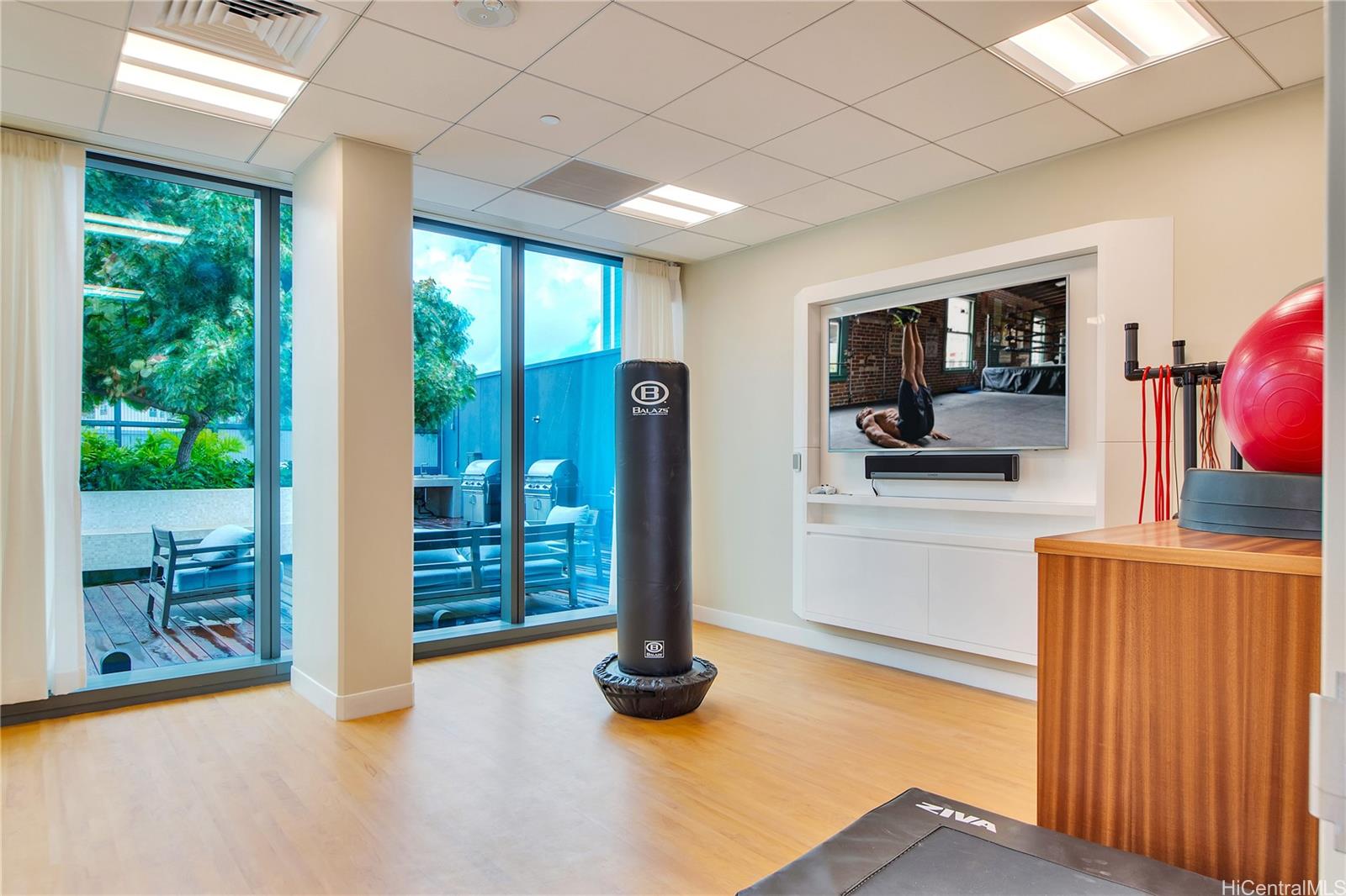 1108 Auahi St Honolulu - Rental - photo 21 of 25