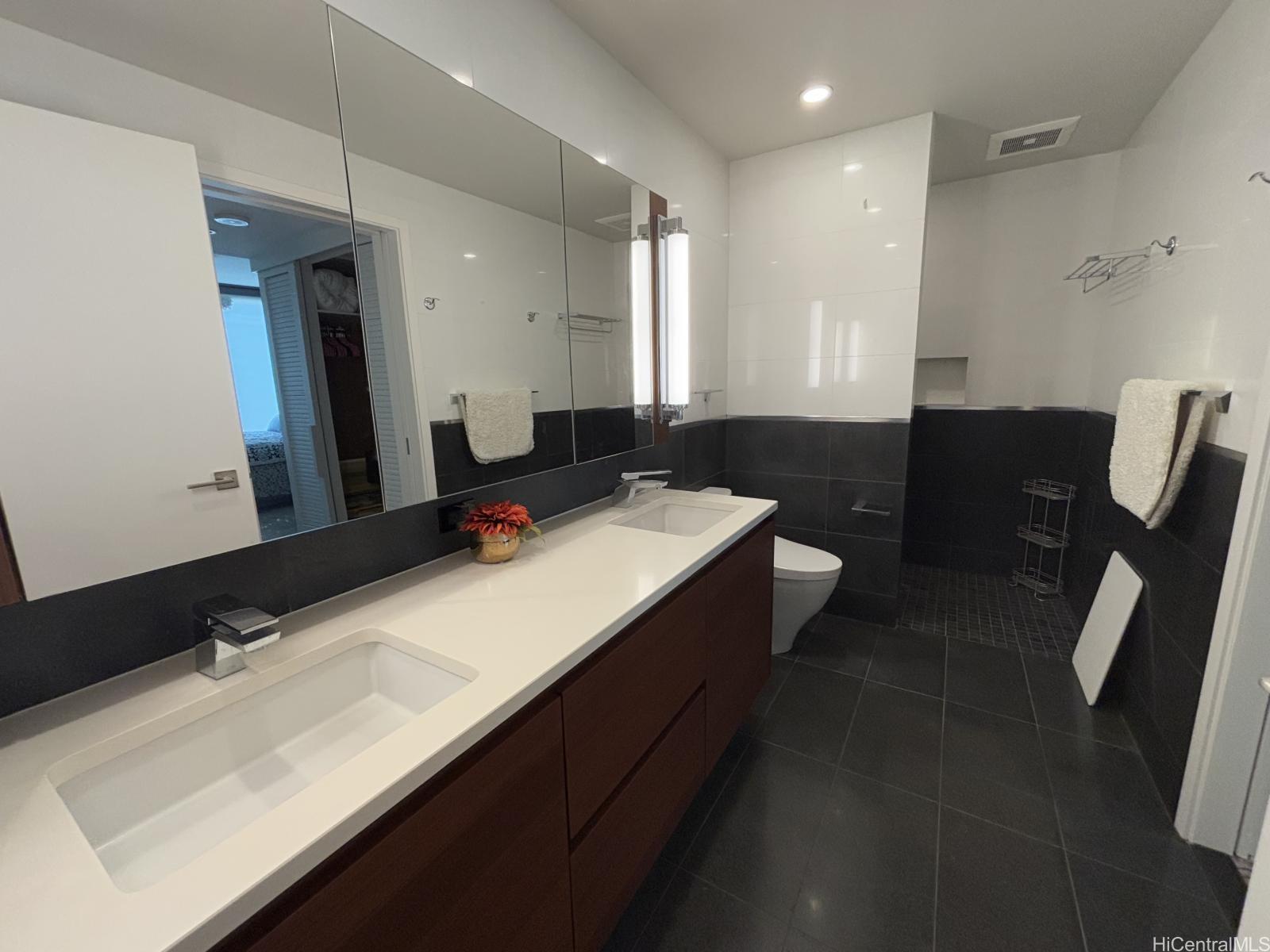 1108 Auahi St Honolulu - Rental - photo 12 of 18