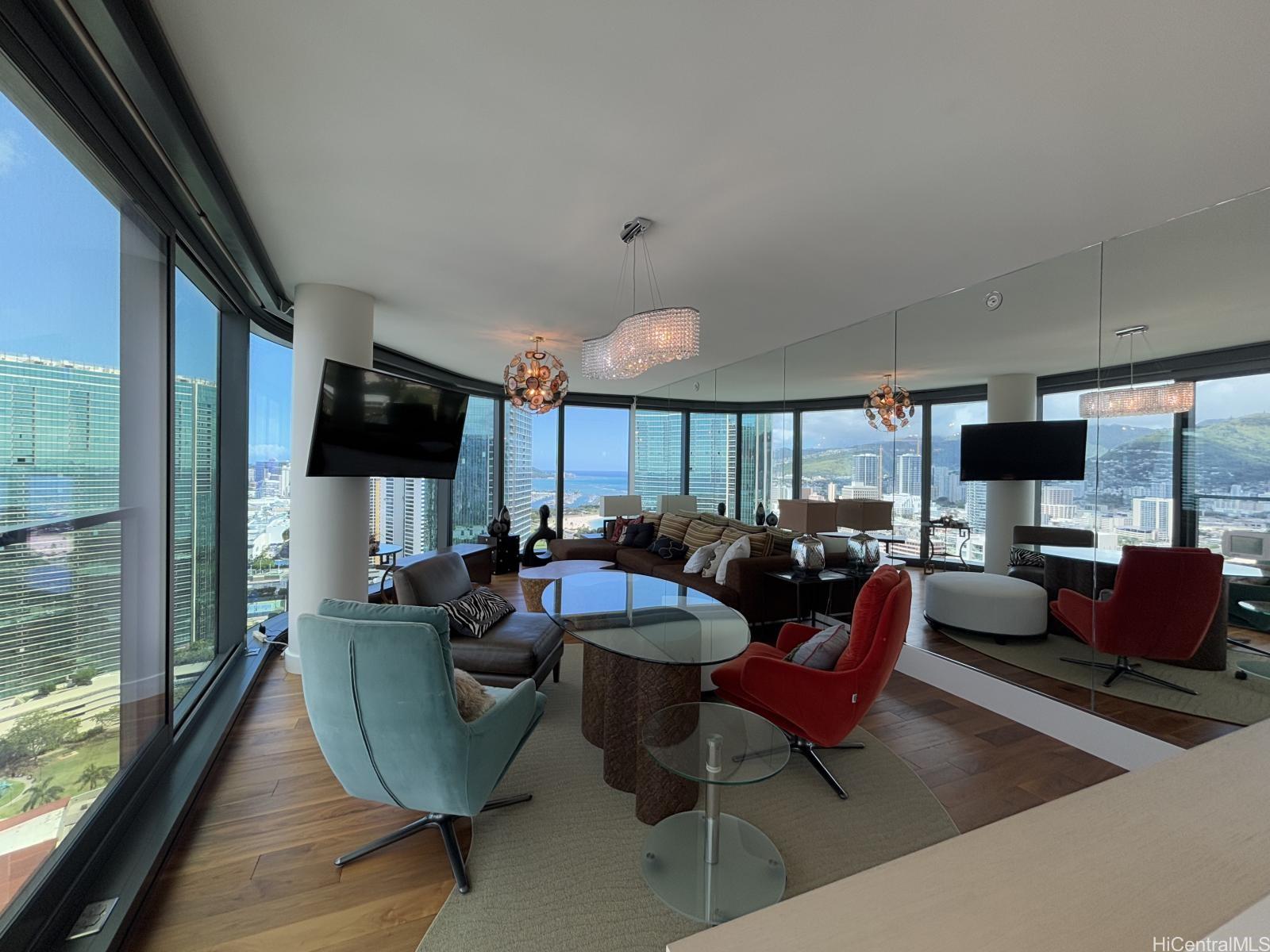 1108 Auahi St Honolulu - Rental - photo 3 of 18