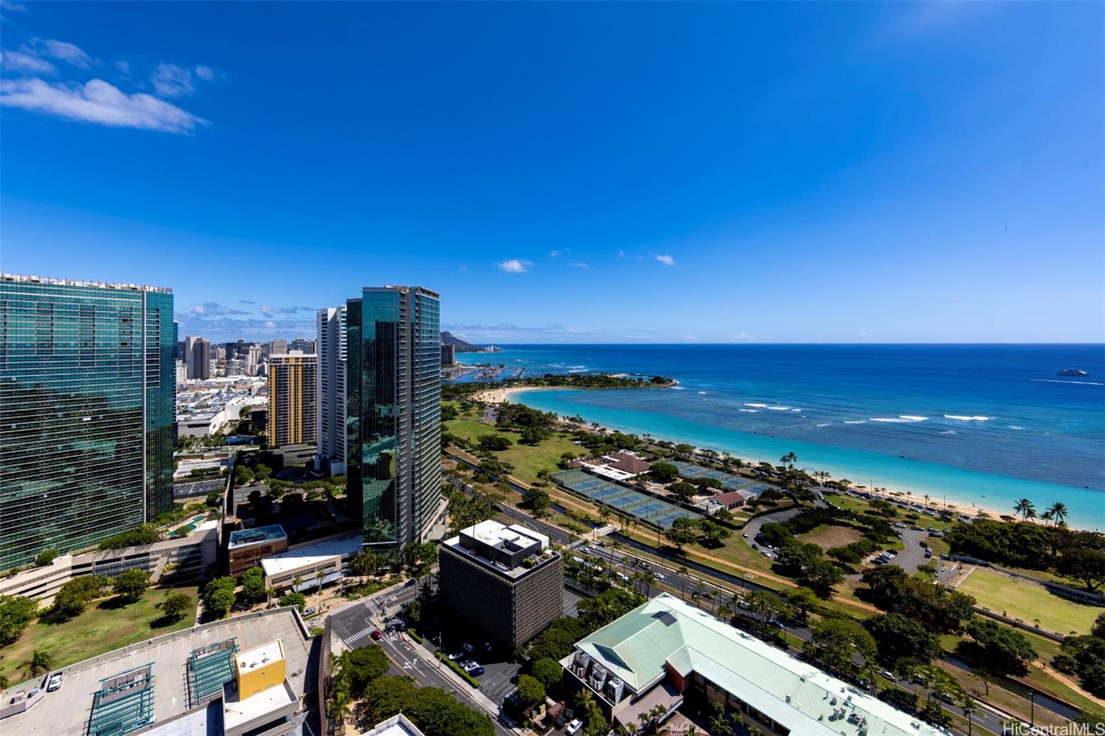 1108 Auahi St Honolulu - Rental - photo 8 of 25