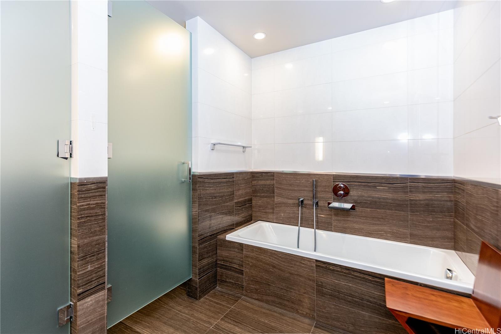 Anaha - 1108 Auahi condo # 40, Honolulu, Hawaii - photo 7 of 25