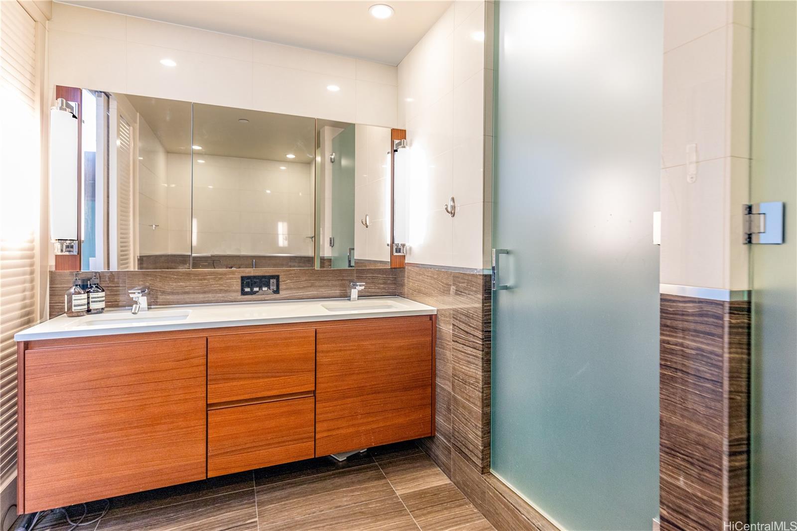 Anaha - 1108 Auahi condo # 40, Honolulu, Hawaii - photo 8 of 25