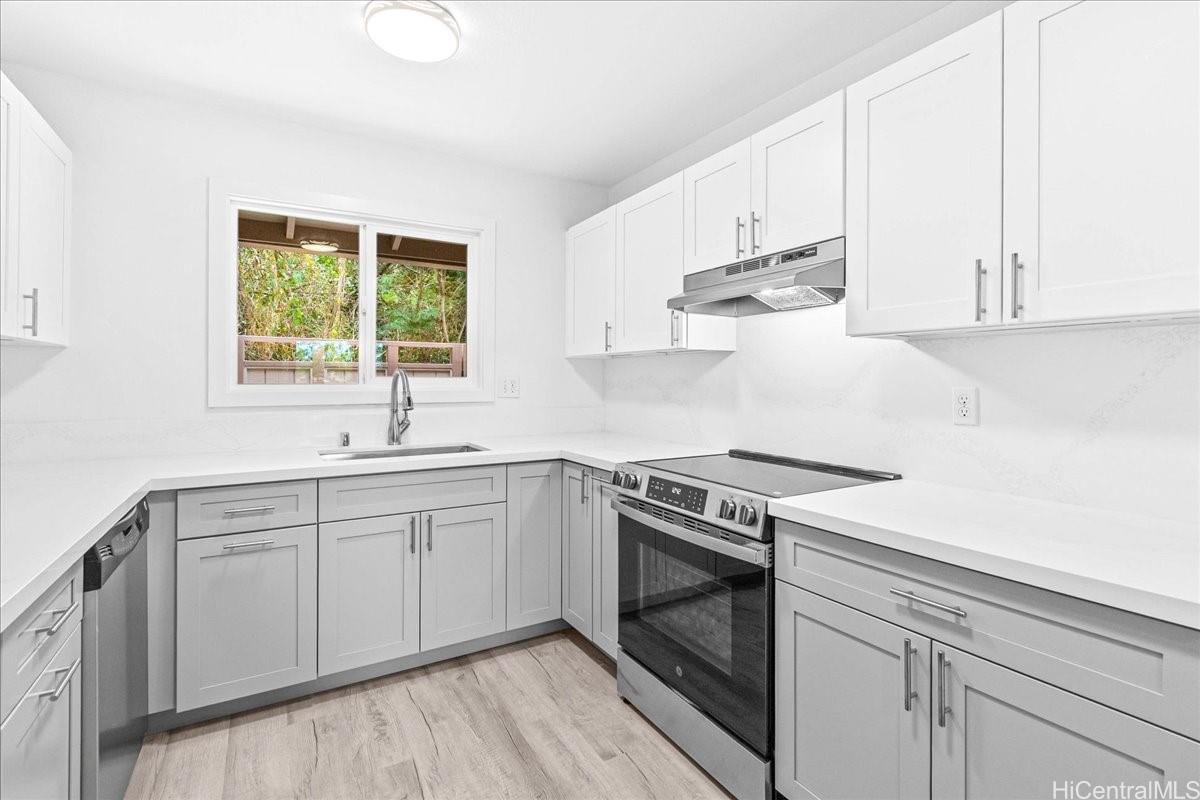 Lakeview condo # 14C, Kailua, Hawaii - photo 16 of 25