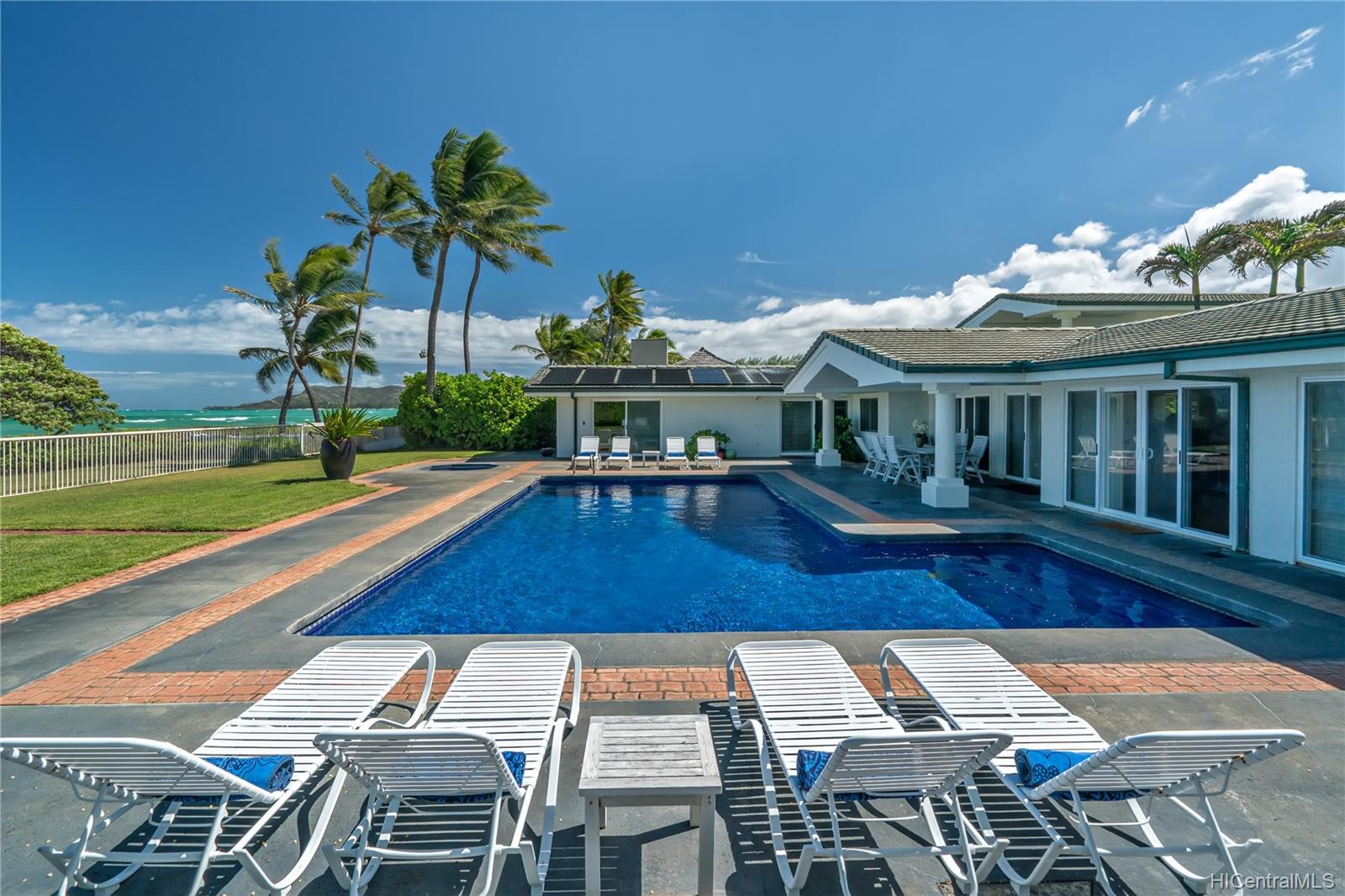 111 Kailuana Loop , Kailua, Hi 96734 | Beachfront living! Beachside